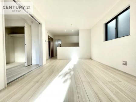 rO@؂ȉƑW܂邩炱LDKɂ͂肽B
qCɏ΂Ȃ瑖ĂpuLƂɂėǂvƎvuԂłByn̔JÒz