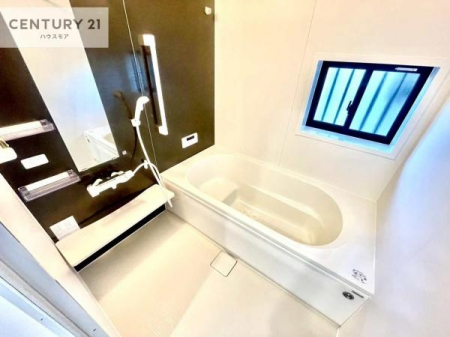 @l͋̕C̃oX[́AVbNȃfUCŃoX^C[I
d撣Ă邲JɂD݂̓̓܂āAył݂Ă͂ł傤Hyn̔JÒz