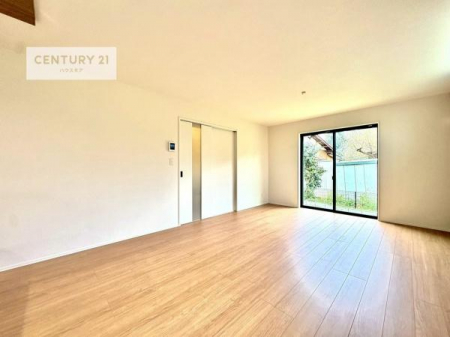 rO@SnǂrO͉ƑRƏW܂܂BƑcR̎ԂłBƑƁAw[Ԃ߂łˁB邭JIȋԂłB