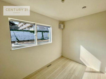 rOȊŐ@VvɃfUCĂ邽߁AƋIт܂I
Cɓ̉ƋuĂ낰Ԃ邱Ƃł܂B