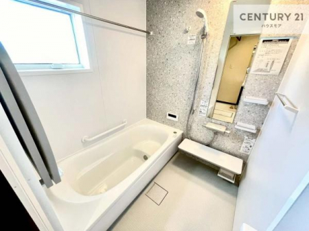 @LXoXň̔tbVBL΂̂ŁAɂƐZ܂ˁĨoX^Cy݂ɂȂ܂B