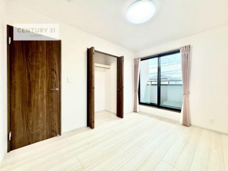 m@[Xy[XĂ܂IXbLڂ鎖ł܂ˁB
ƋI΂ȂVvȃfUCׁ̈AƋI΂Cɓ̋ԍ肪łłˁB