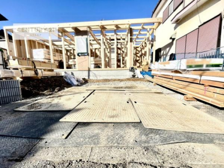 ԏ@ԃXy[X2䕪܂IZJhJ[͂AoCN⎩]ԂȂǂuꏊɍ܂B