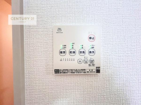 ̑@g[tĂ閣͓IȎdlłI~̓q[gVbN̗\hɂg܂B
J̓ł󕨂̂ŁA󕨂ߍ݂ɂI