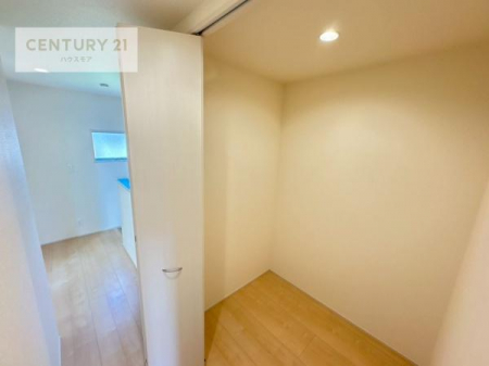 [@Ղ[ZԁB2Kɂ̓Xg[W[܂I
ZԂg߂ɂ͕K{|Cg̎[Xy[XłˁB񌻒nłmFB