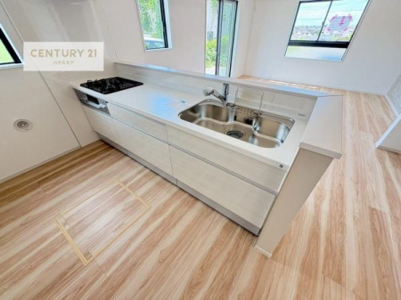 Lb`@Ƃ肠钲Xy[XōƂ₷KȃLb`łI
qlƈꏏɂَqy߂LXXy[XłByԂɂȂ肻łˁIynwJÒz