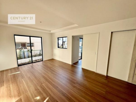 rO@傫ȑ炽Ղ̗z閾邢rOBĴ郊rOŉƑĉ났̎Ԃ߂܂B