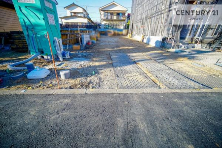 ԏ@ԃXy[X2䕪܂IZJhJ[͂AoCN⎩]ԂȂǂuꏊɍ܂B