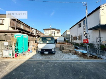 ԏ@ԃXy[X2䕪܂IZJhJ[͂AoCN⎩]ԂȂǂuꏊɍ܂B