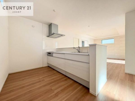 Lb`@lC̑ΖʎVXeLb`̗pĂ܂IƑ̃R~jP[VRƑ݌vłB
qlɂڂ͂̂ŊłˁBLXgĉKɍƂi݂܂B