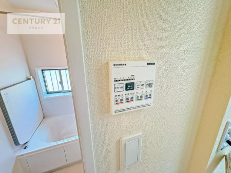 ̑@g[tĂ閣͓IȎdlłI~̓q[gVbN̗\hɂg܂B
J̓ł󕨂̂ŁA󕨂ߍ݂ɂI