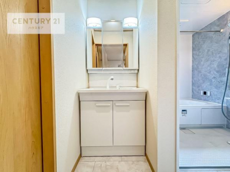 ʑEʏ@Oʋdl̐ʏ́AgȂ݂₷I͎[ɂȂĂ܂BhC[₨ϓЕt̂ŐʑXbLƌ邱Ƃo܂I