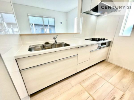 Lb`@lC̑ΖʎVXeLb`̗pĂ܂IƑ̃R~jP[VRƑ݌vłB
qlɂڂ͂̂ŊłˁBLXgĉKɍƂi݂܂B