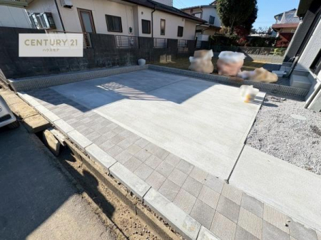 ԏ@ԃXy[X2䕪܂IZJhJ[͂AoCN⎩]ԂȂǂuꏊɍ܂B