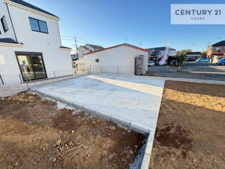 ԏ@ԃXy[X3䕪܂IZJhJ[͂AoCN⎩]ԂȂǂuꏊɍ܂B