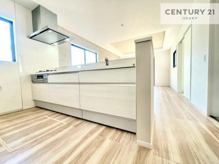 Lb`@lC̑ΖʎVXeLb`̗pĂ܂IƑ̃R~jP[VRƑ݌vłB
qlɂڂ͂̂ŊłˁBLXgĉKɍƂi݂܂B