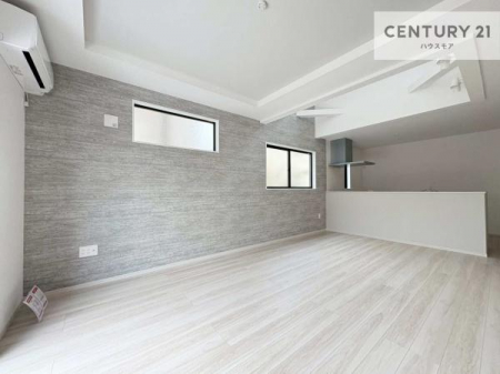 rO@LX_CjOXy[XI肨HB΂yԂ߂܂BX̔܂I