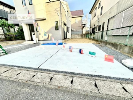 ԏ@ԃXy[X2䕪܂IZJhJ[͂AoCN⎩]ԂȂǂuꏊɍ܂B