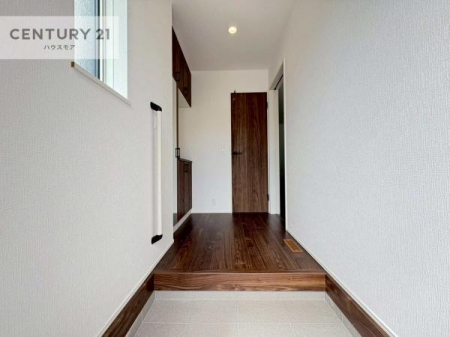 ց@V[Y{bNXtȂ̂ŁAւЕt|₷łI
XbLւŌ˂JuԁÂSnԂo}Ă܂B
