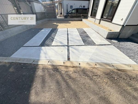 ԏ@ԃXy[X2䕪܂IZJhJ[͂AoCN⎩]ԂȂǂuꏊɍ܂B