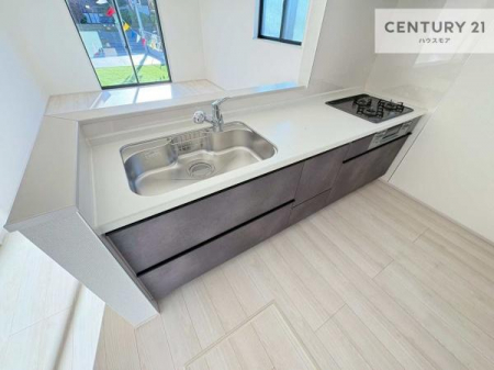 Lb`@lC̑ΖʎVXeLb`̗pĂ܂IƑ̃R~jP[VRƑ݌vłB
qlɂڂ͂̂ŊłˁBLXgĉKɍƂi݂܂B