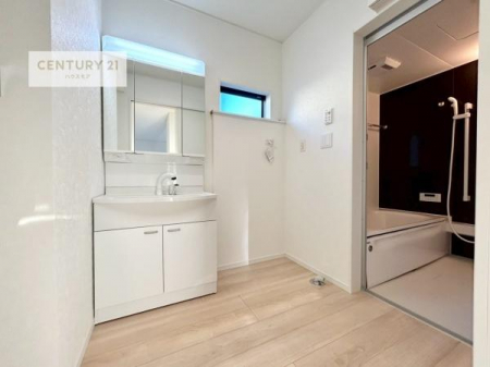 ʑEʏ@Oʋdl̐ʏ́AgȂ݂₷I͎[ɂȂĂ܂BhC[₨ϓЕt̂ŐʑXbLƌ邱Ƃo܂I