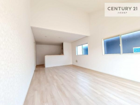 rO@؂ȉƑW܂邩炱LDKɂ͂肽B
qCɏ΂Ȃ瑖ĂpuLƂɂėǂvƎvuԂłB