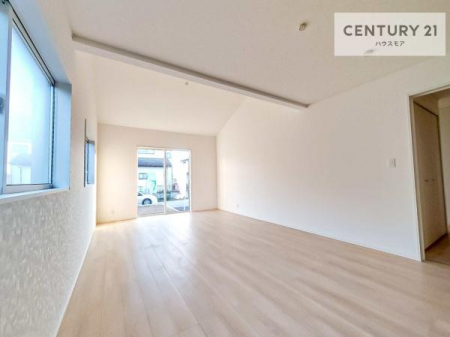 rO@LXrO_CjOXy[XI肨HB΂yԂ߂܂BX̔܂I
zVЕt֗łI