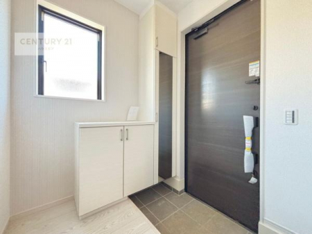 ց@V[Y{bNXtȂ̂ŁAւЕt|₷łI
XbLւŌ˂JuԁÂSnԂo}Ă܂B

