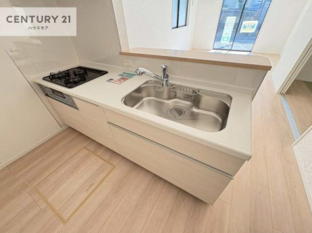 Lb`@lC̑ΖʎVXeLb`̗pĂ܂IƑ̃R~jP[VRƑ݌vłB
qlɂڂ͂̂ŊłˁBLXgĉKɍƂi݂܂I