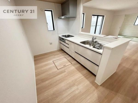 Lb`@lC̑ΖʎVXeLb`̗pĂ܂IƑ̃R~jP[VRƑ݌vłB
qlɂڂ͂̂ŊłˁB[͂܂I