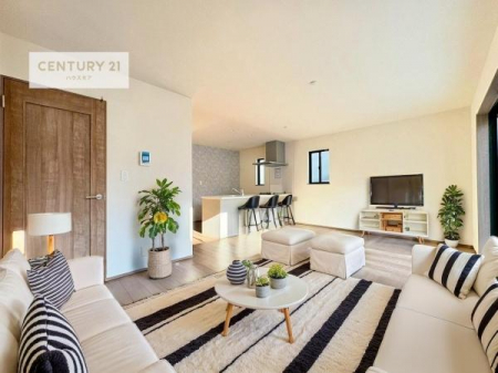 rO@ƋCGp[XłBSnǂrO͉ƑRƏW܂܂BƑcR̎ԂłBƑƁAw[Ԃ߂łˁB