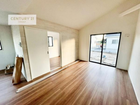 rO@傫ȑ炽Ղ̗z閾邢rOBĴ郊rOŉƑĉ났̎Ԃ߂܂B