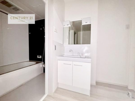 ʑEʏ@gȂ𐮂ʏ́A厖łI̐̂镵͋CoIC悭g܂B