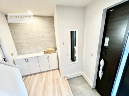 ց@֎[[Ă̂ŁA֎肪XbLЕtqɌC̒uɍ܂I