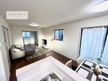 rO@傫ȑ炽Ղ̗z閾邢rOBĴ郊rOŉƑĉ났̎Ԃ߂܂B