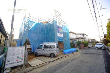 ԏ@ԃXy[X3䕪܂IZJhJ[͂AoCN⎩]ԂȂǂuꏊɍ܂B