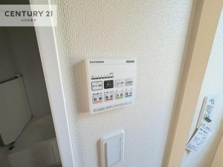 ̑@g[tĂ閣͓IȎdlłI~̓q[gVbN̗\hɂg܂B
J̓ł󕨂̂ŁA󕨂ߍ݂ɂI