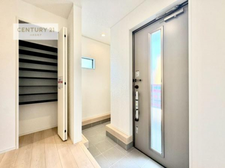 ց@V[YCN[NtI
֎[[Ă܂ICłȂxr[J[܂ݎ]Ԃ̎[ɂI֎肪XbLƕЕt܂ˁI