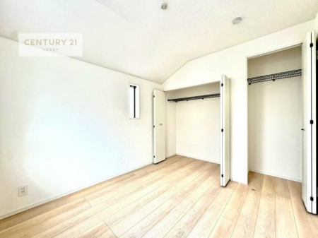 [@Ղ̎[Xy[XŁA炵萮Z܂BƑ̉וꂢɕЕtAKɉ߂܂B