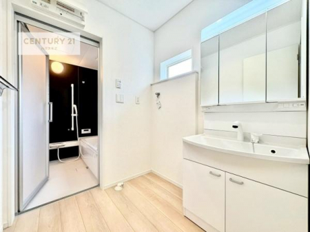 ʑEʏ@Oʋdl̐ʏ́AgȂ݂₷I͎[ɂȂĂ܂BhC[₨ϓЕt̂ŐʑXbLƌ邱Ƃo܂I