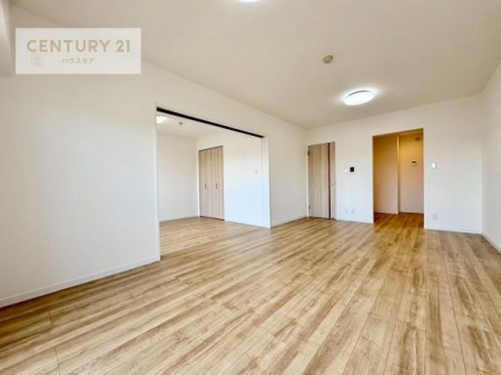 rO@LX_CjOXy[XI肨HB΂yԂ߂܂BX̔܂I
zVЕt֗łI