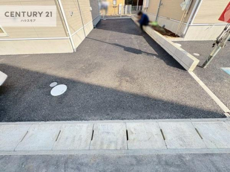 ԏ@ԃXy[X2䕪܂IZJhJ[͂AoCN⎩]ԂȂǂuꏊɍ܂B