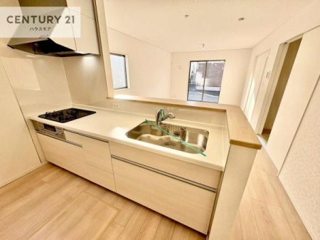 Lb`@lC̑ΖʎVXeLb`̗pĂ܂IƑ̃R~jP[VRƑ݌vłB
qlɂڂ͂̂ŊłˁBLXgĉKɍƂi݂܂I