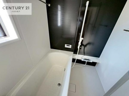 @l͋̕C̃oX[́AVbNȃfUCŃoX^C[I
d撣Ă邲JɂD݂̓̓܂āAył݂Ă͂ł傤H