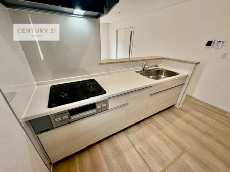 Lb`@lC̑ΖʎVXeLb`̗pĂ܂IƑ̃R~jP[VRƑ݌vłB
qlɂڂ͂̂ŊłˁBLXgĉKɍƂi݂܂I