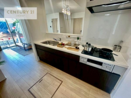 Lb`@Ƃ肠钲Xy[XōƂ₷KȃLb`łI
qlƈꏏɂَqy߂LXXy[XłByԂɂȂ肻łˁI