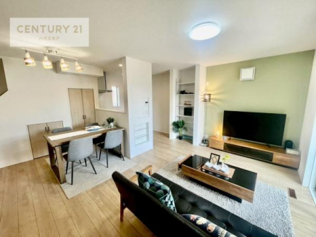 rO@؂ȉƑW܂邩炱LDKɂ͂肽B
qCɏ΂Ȃ瑖ĂpuLƂɂėǂvƎvuԂłB