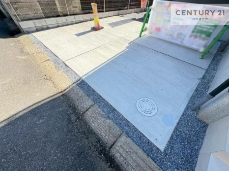 ԏ@ԃXy[X3䕪܂IZJhJ[͂AoCN⎩]ԂȂǂuꏊɍ܂B