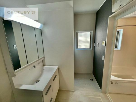 ʑEʏ@Oʋdl̐ʏ́AgȂ݂₷I͎[ɂȂĂ܂BhC[₨ϓЕt̂ŐʑXbLƌ邱Ƃo܂I